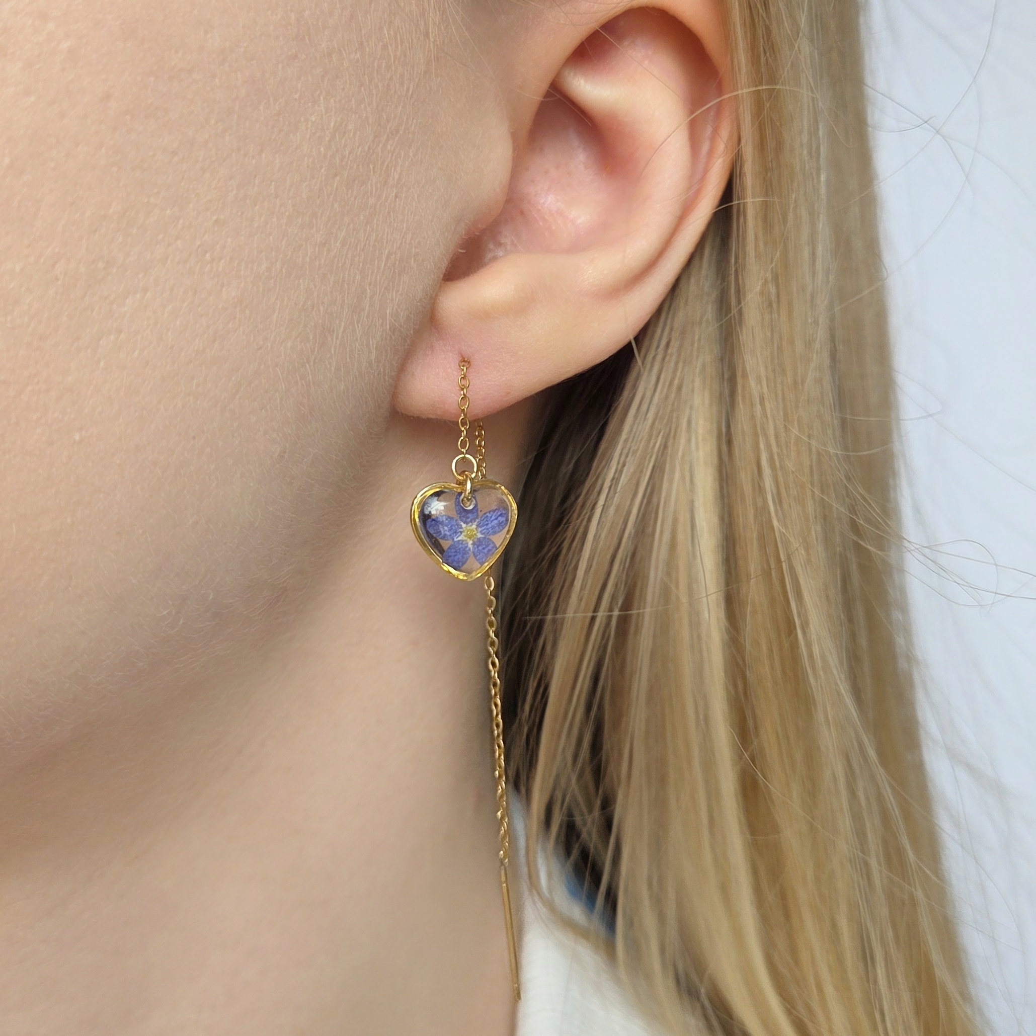 Niezapominajki w serduszkach - kolczyki - obrazek 3