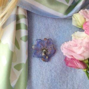 Broszka z ostróżką